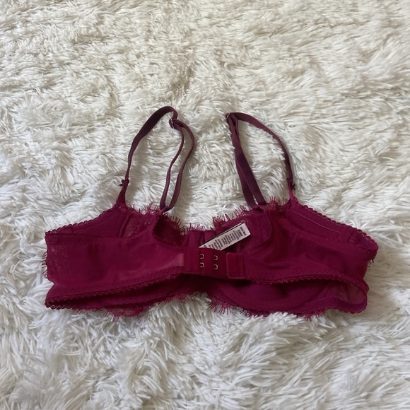 Victoria's Secret Dream Angels Push Up Without Padding Bra - Picture 2 of 10